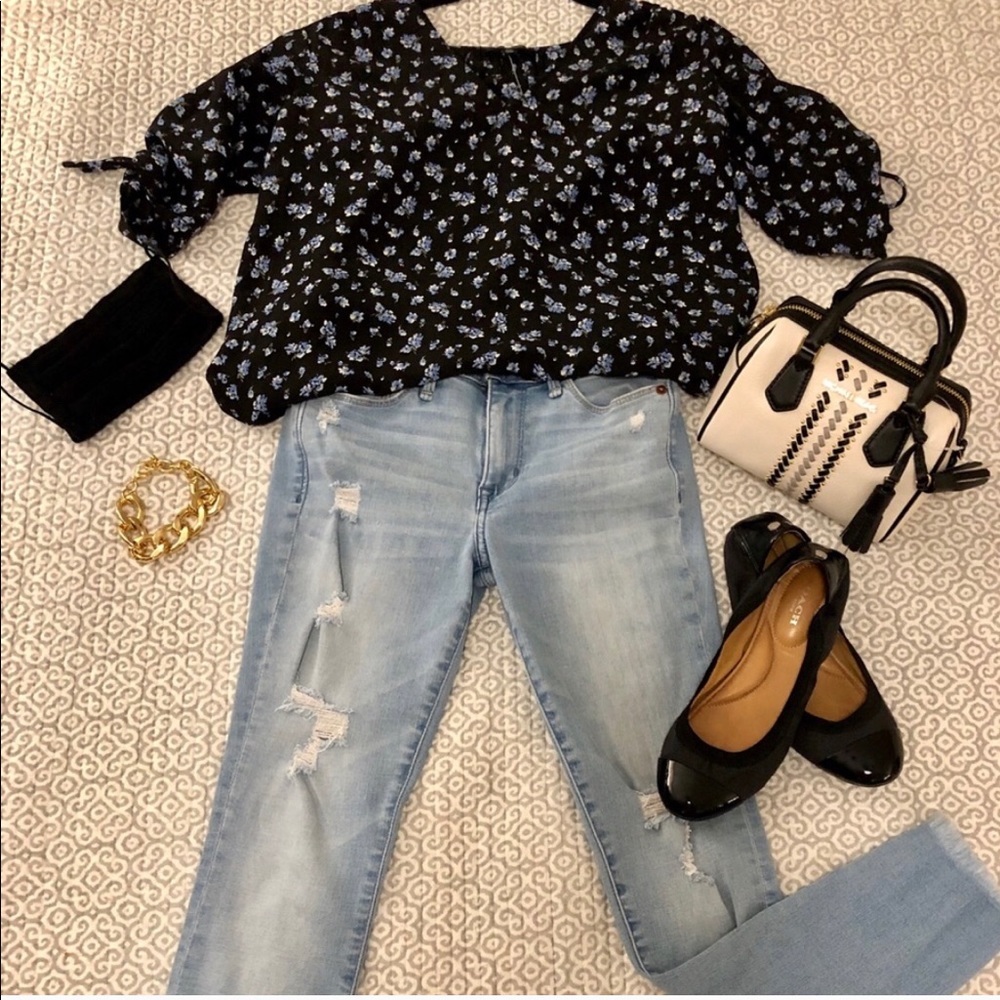 SALE 💥Michael Kors Bedford+ Mini Duffle Crossbody - Picture 2 of 6